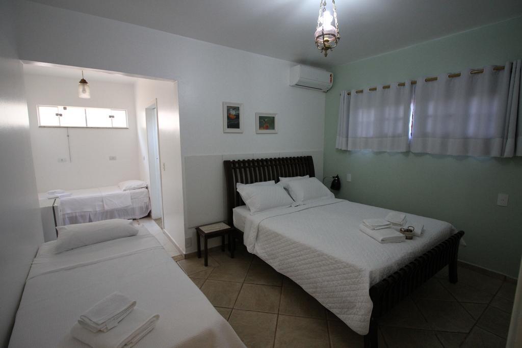 Chacara Ando Bed And Breakfast Águas de Santa Barbara Eksteriør billede