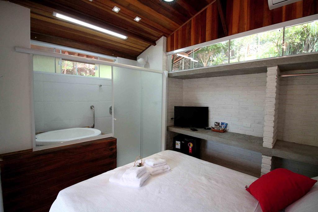 Chacara Ando Bed And Breakfast Águas de Santa Barbara Eksteriør billede